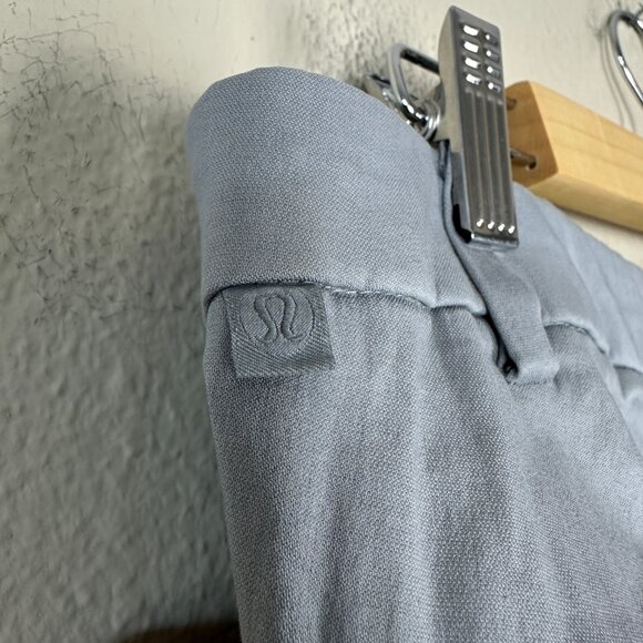 Lululemon Mens Size 34 Commission Pants Chino Stretch Elevated Basics Gray - Picture 5 of 5
